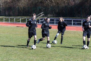 Bild 31 - C-Juniorinnen VfL Oldesloe - Wiker SV : Ergebnis: 0:5